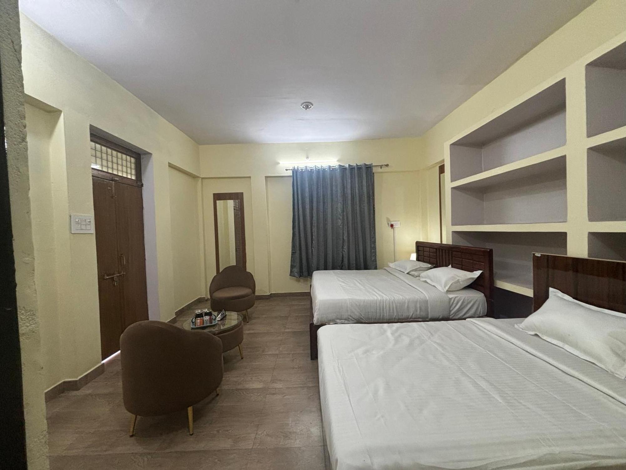 Amara Homestays Αλλαχαμπάντ Εξωτερικό φωτογραφία