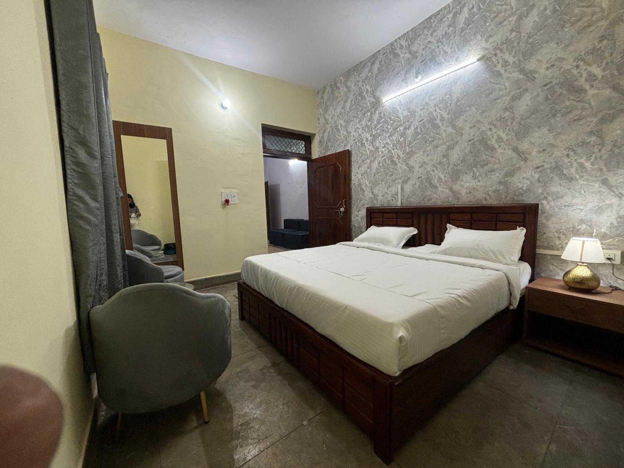 Amara Homestays Αλλαχαμπάντ Εξωτερικό φωτογραφία
